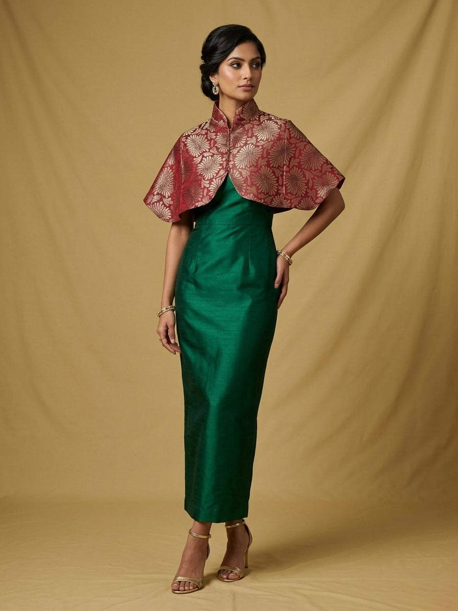 Zoya Cape in Banarasi