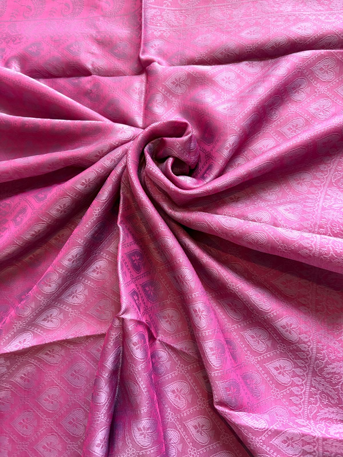 Soie Benarasi — Handwoven Silk Scarf