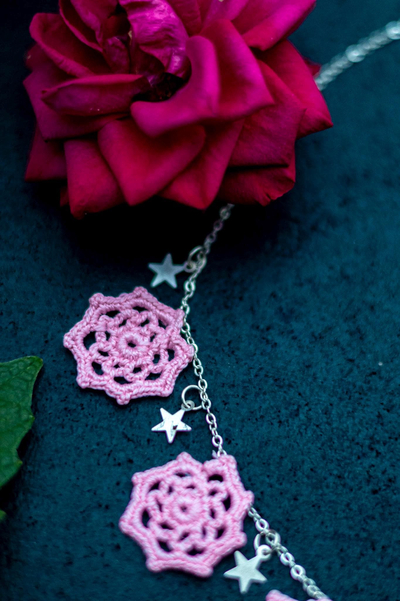 Pink Crochet Flower Necklace • Handmade Floral Statement Necklace • Lightweight Crochet Jewelry • Delicate Flower Choker • Cute Gift for Her