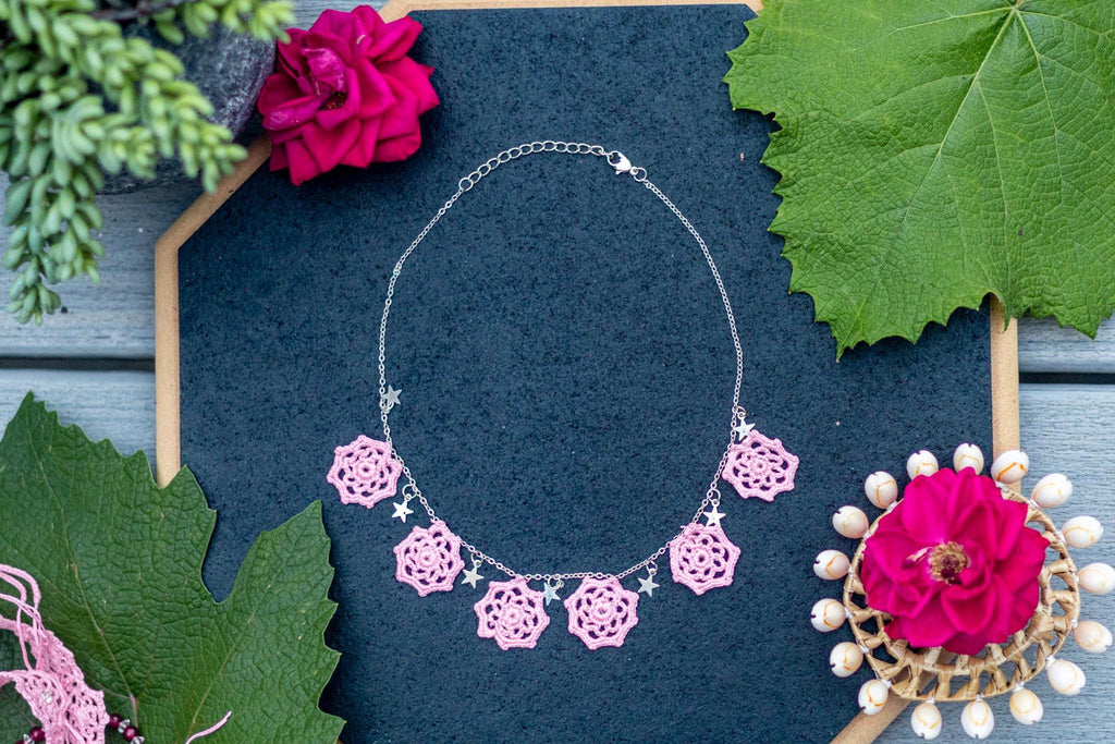 Pink Crochet Flower Necklace • Handmade Floral Statement Necklace • Lightweight Crochet Jewelry • Delicate Flower Choker • Cute Gift for Her